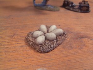 Drache mit Schatz und Nest (C1031a)